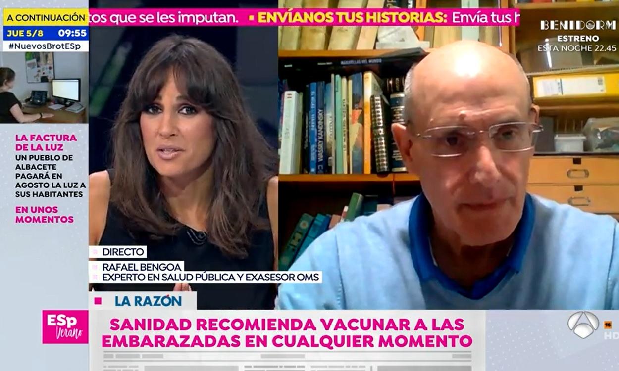 Lorena García hablando con Rafael Bengoa en 'Espejo Público'. Antena 3