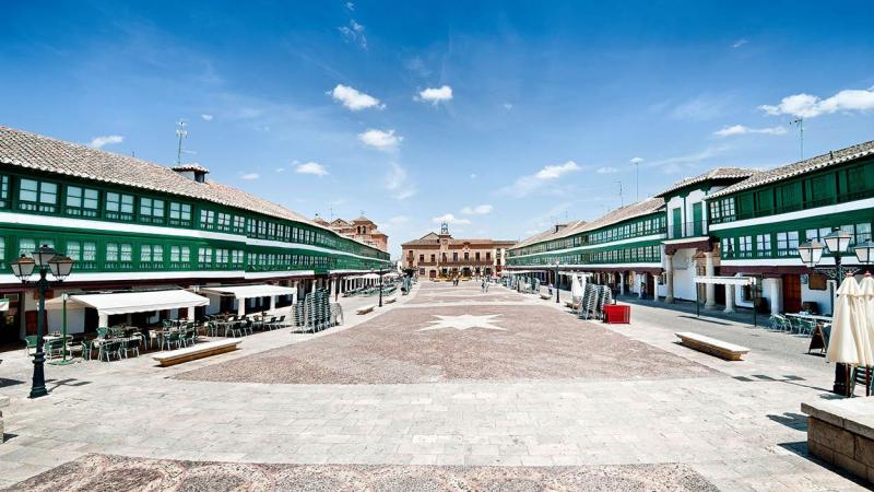 En pleno Campo de Calatrava, en la provincia de Ciudad Real, se ubica Almagro, la ciudad de la cultura con su corral de comedias activo desde el siglo XVII. © Turismo de Castilla-La Mancha / David Blázquez