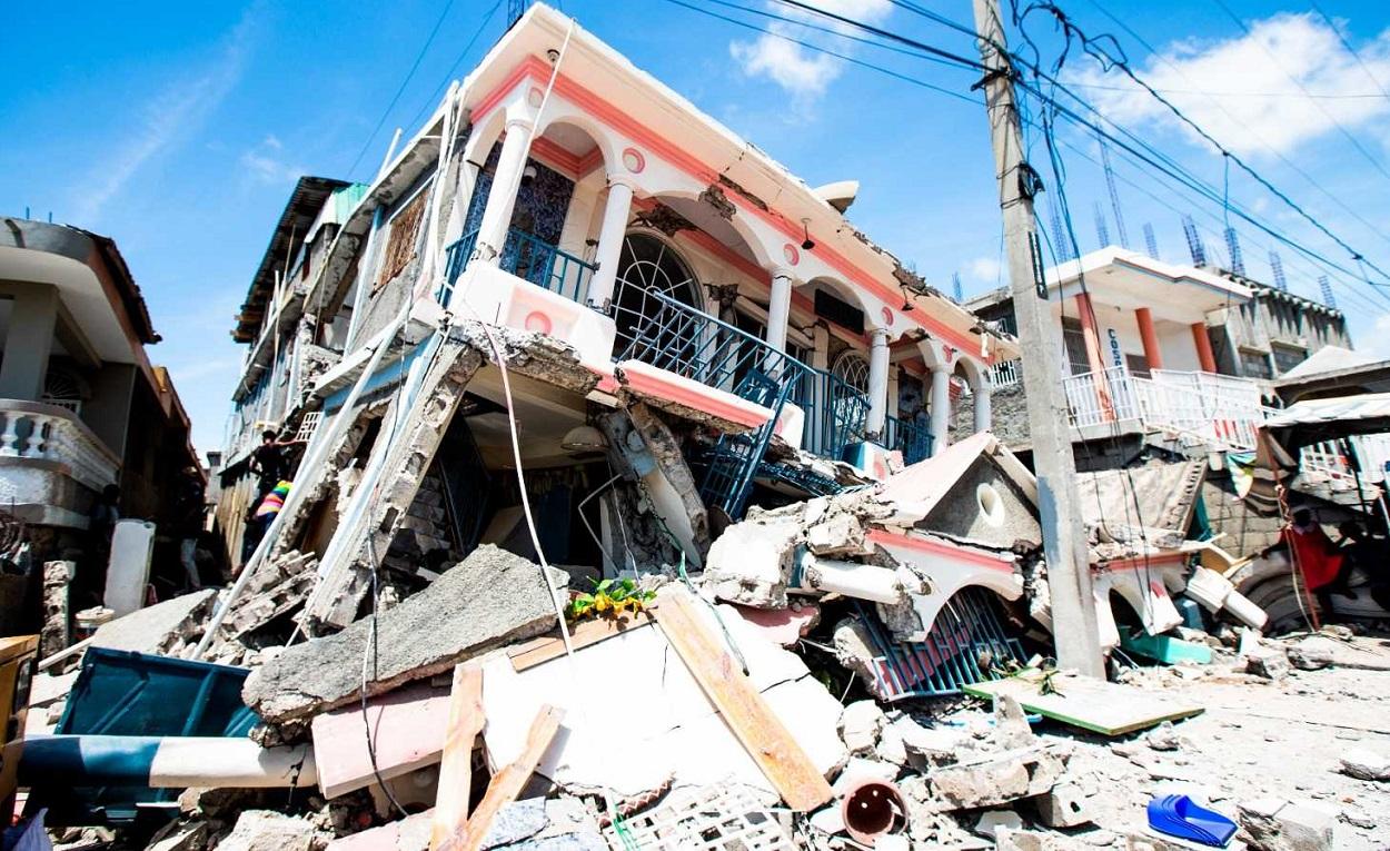 Derrumbe de casas en Haití por el terremoto. RTVE