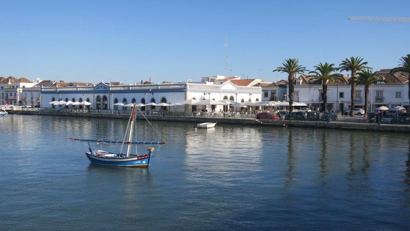 Tavira es un tranquilo pueblo pesquero del Algarve portugués ©Leequid Magazine Tavira es un tranquilo pueblo pesquero del Algarve portugués ©Leequid Magazine