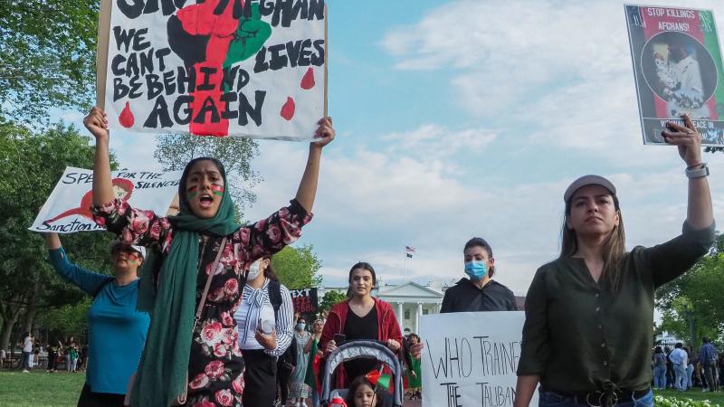 Protestas de ciudadanas afganas en Washinton D.C. Fuente Sue Dorfman EP