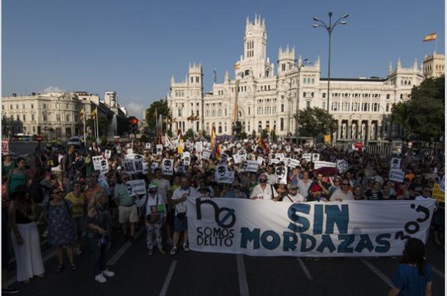 Últimas protestas antes de ‘colocar’ la mordaza