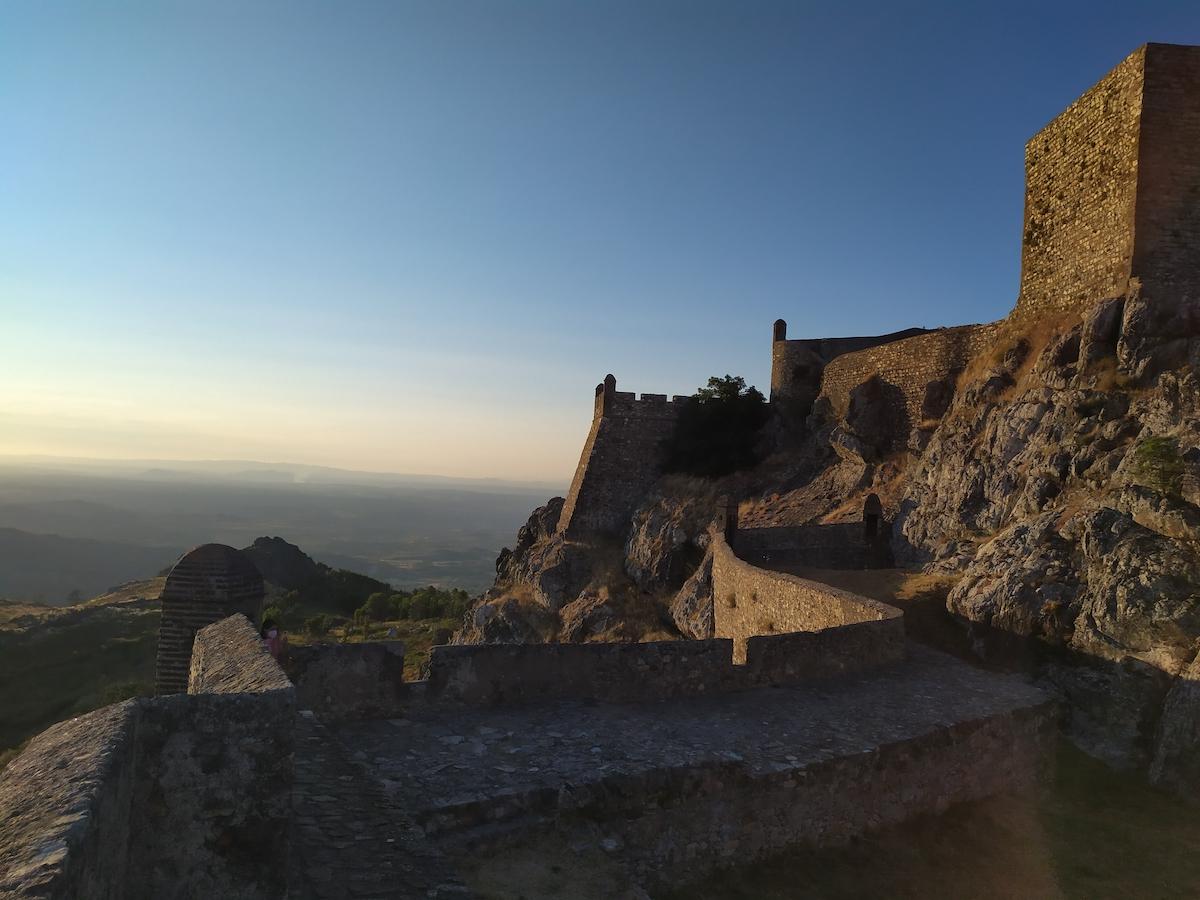 Desde el castillo de MArvão se ve el mundo entero según Saramago ©Leequid Magazine