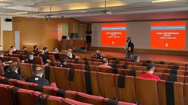 Charla sobre la pretemporada de la RFFM   Instagrama de la RFFM