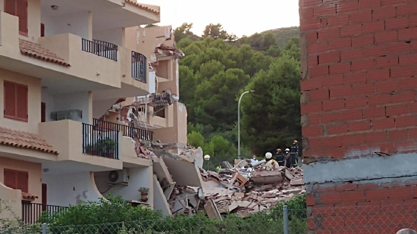 Imagen del edificio que se ha venido abajo.