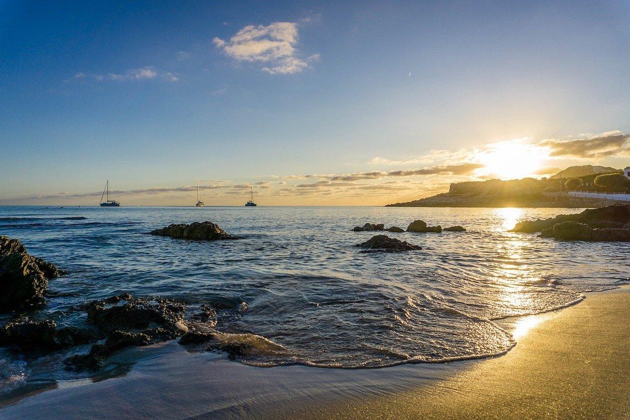 Planes para disfrutar de la playa en otoño