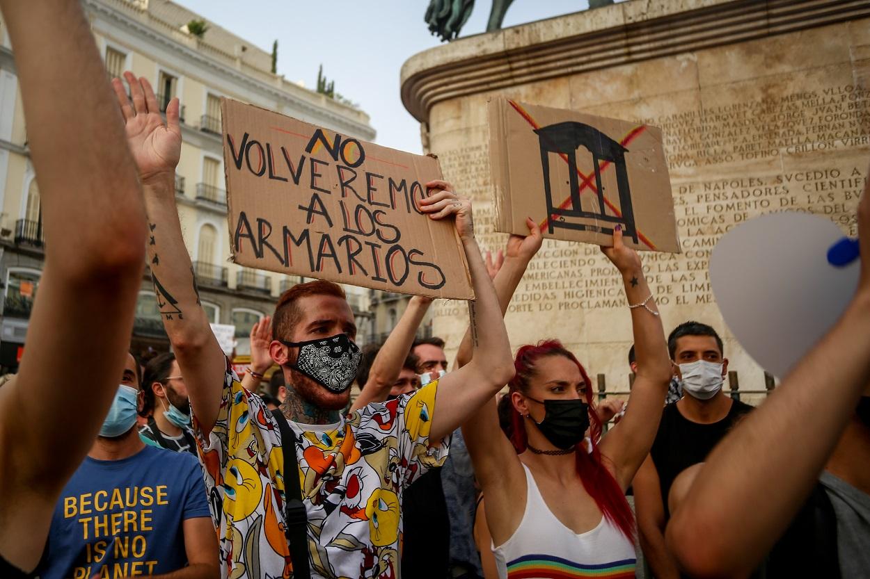 Concentración contra agresiones LGTBfóbicas en la Puerta del Sol. Ricardo Rubio / Europa Press