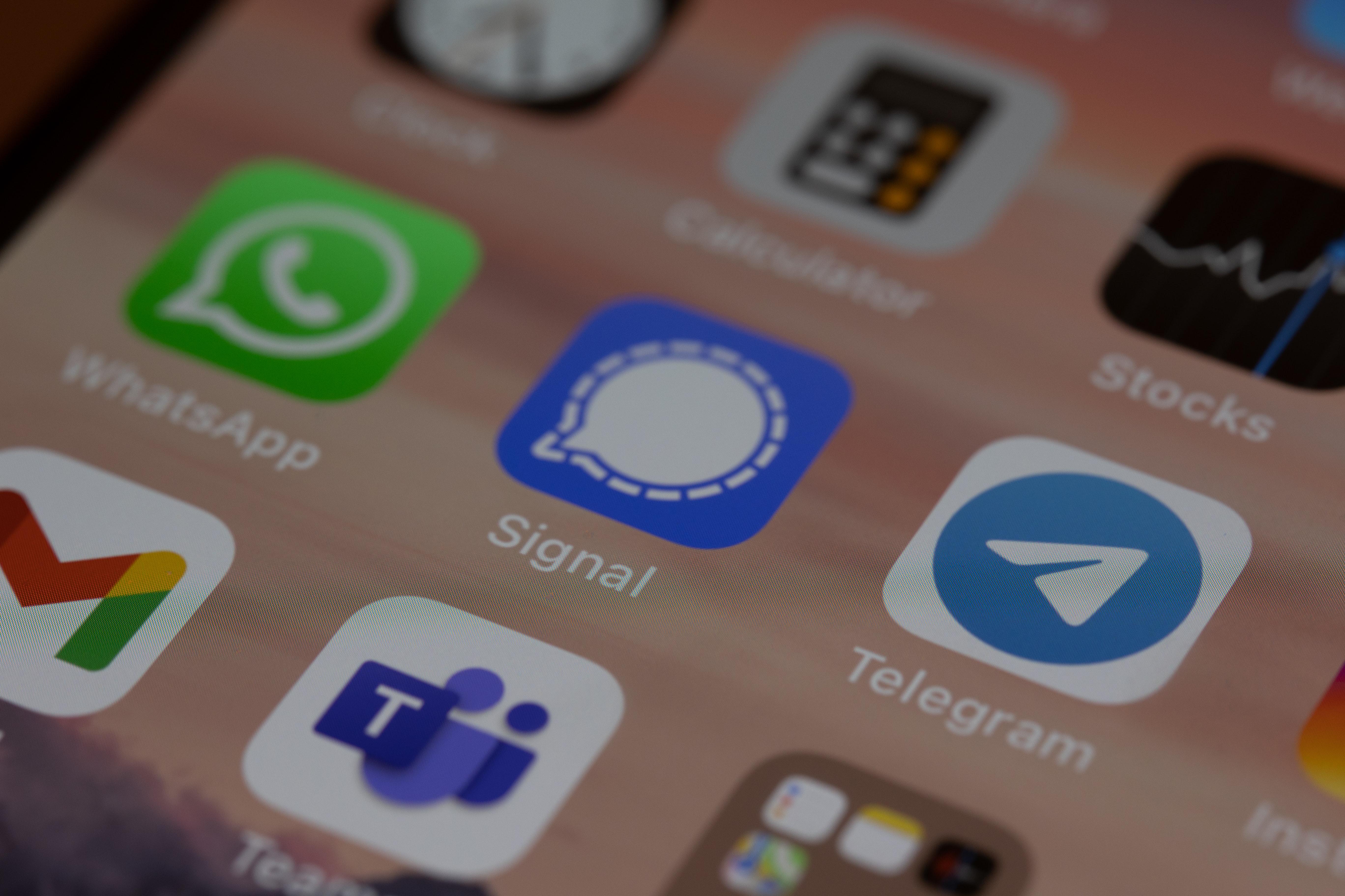 ¿Whatsapp o Telegram? Unsplash