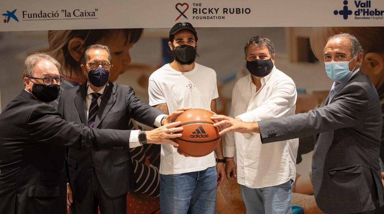 El baloncestista Ricky Rubio impulsa un centro terapéutico en Vall d'Hebrón para niños y adolescentes