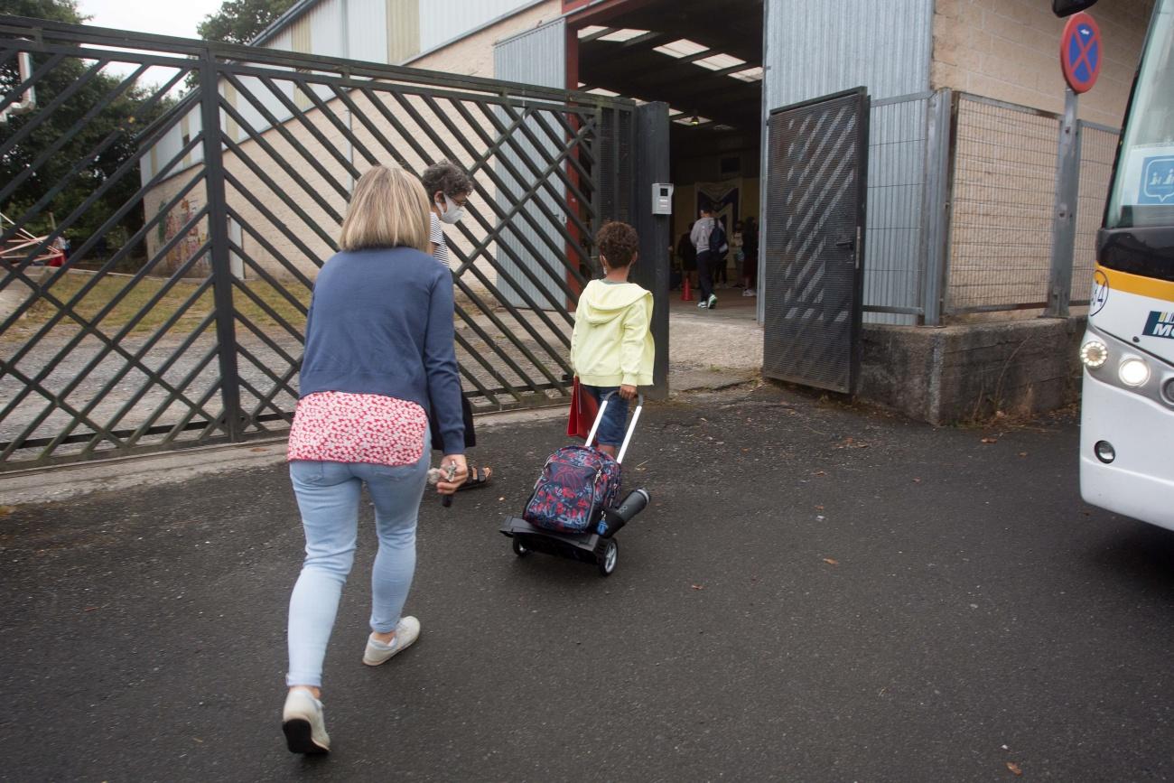 Imagen del primer día del curso en educación Primaria en un colegio de Lugo (Foto: Europa Press).