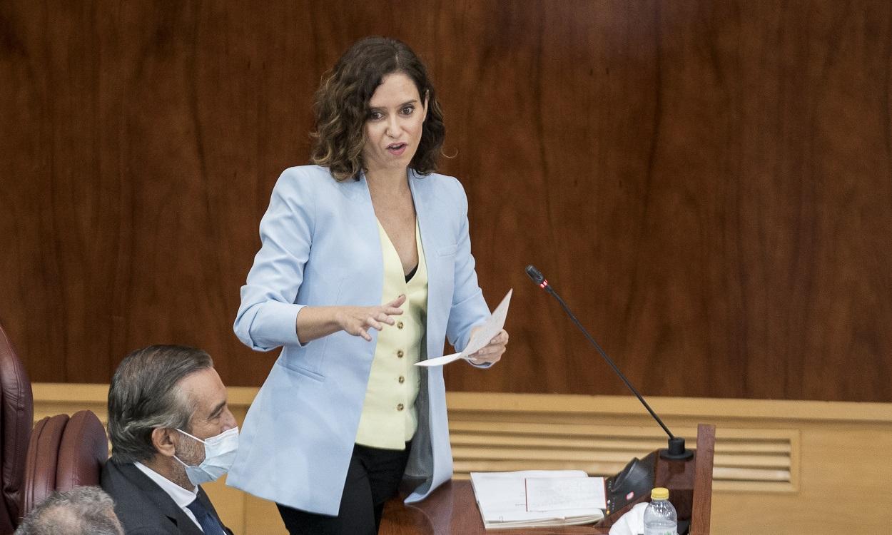 La presidenta de la Comunidad de Madrid, Isabel Díaz Ayuso, en una sesión de control al Gobierno de la Comunidad de Madrid. EP