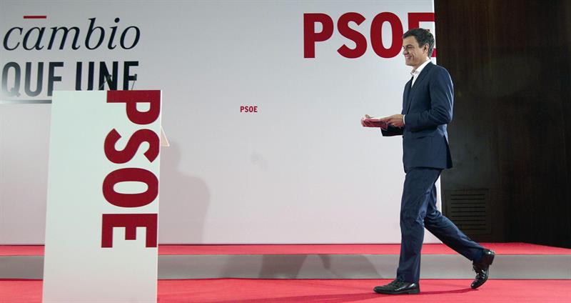 Sánchez garantiza que el PSOE defiende la unidad de España en todo el país, 'también en Cataluña'