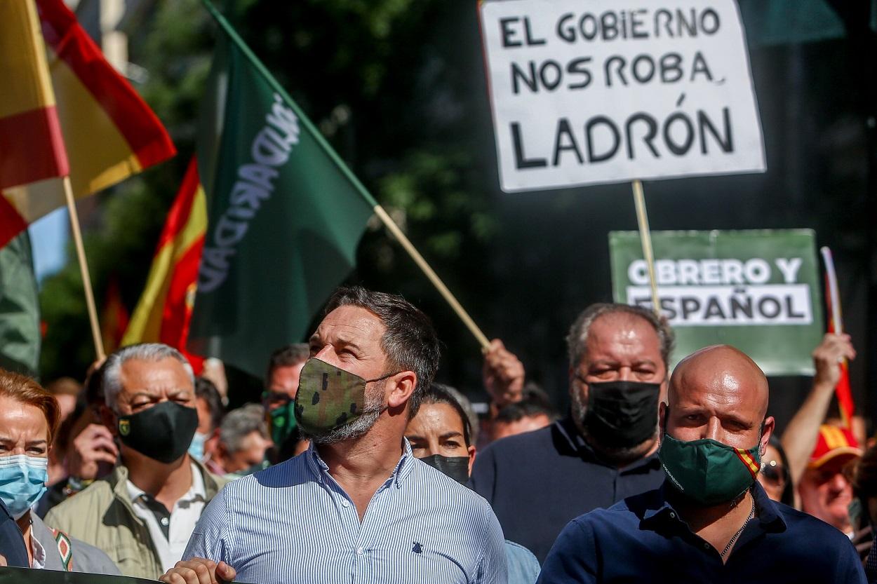 El presidente de Vox, Santiago Abascal, en una manifestación contra el Gobierno convocada por el sindicato Solidaridad. Fuente: Europa Press.