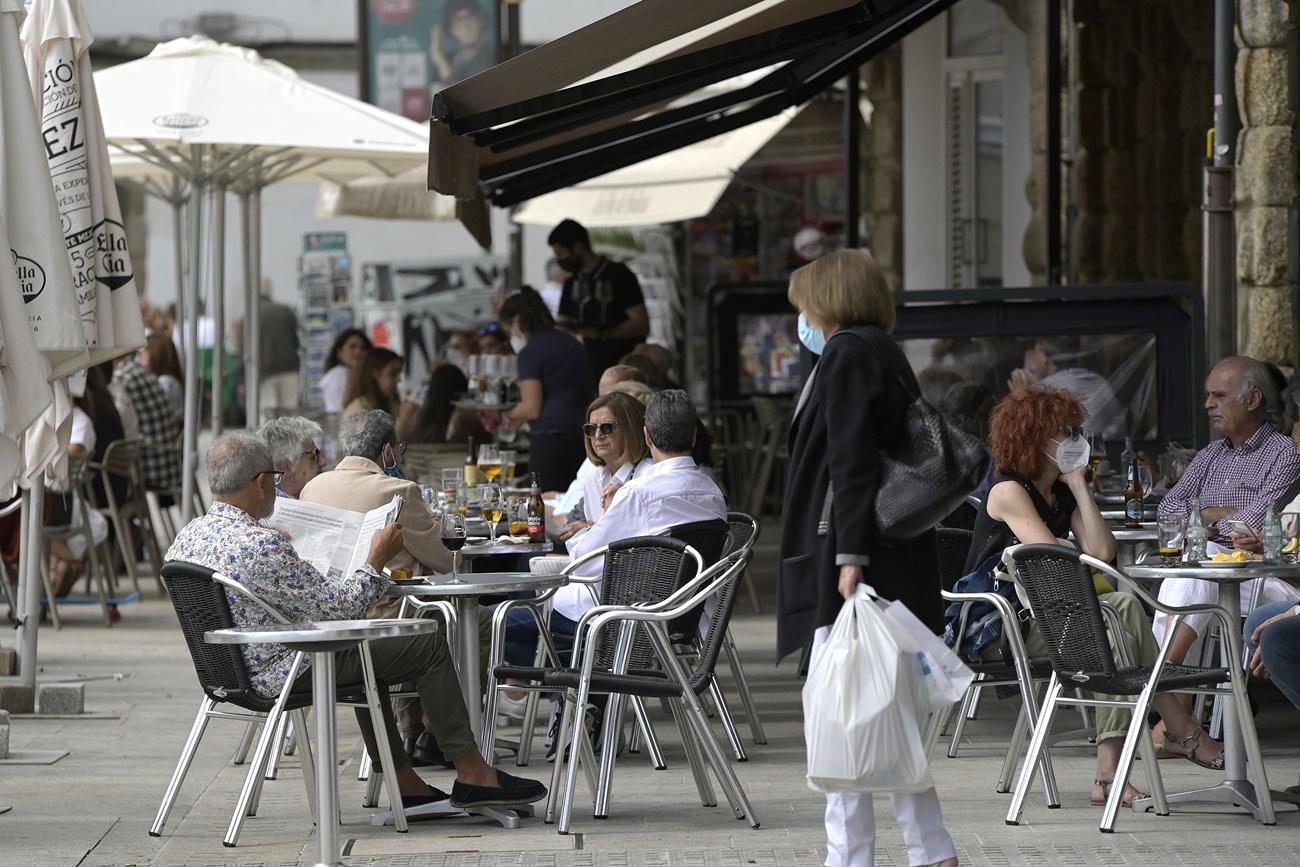 Imagen de una terraza en A Coruña este sábado (Foto: Europa Press).