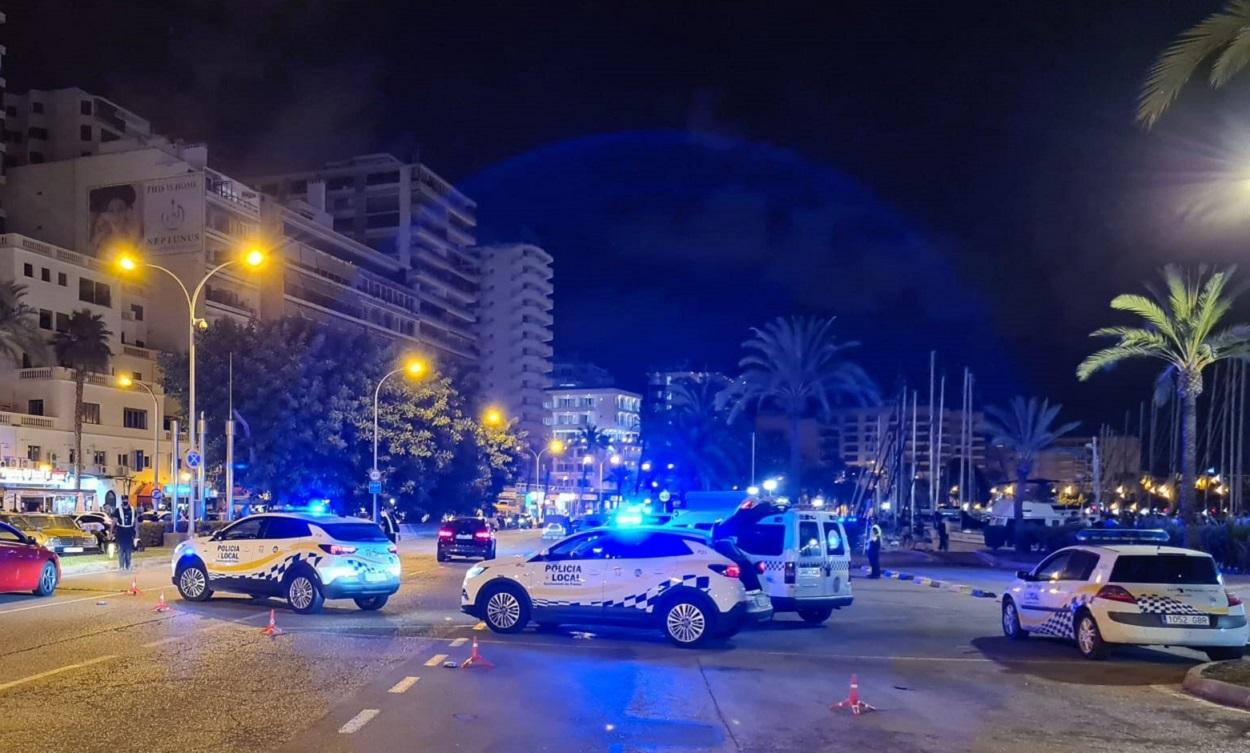 Coches policiales en La Palma. EP archivo