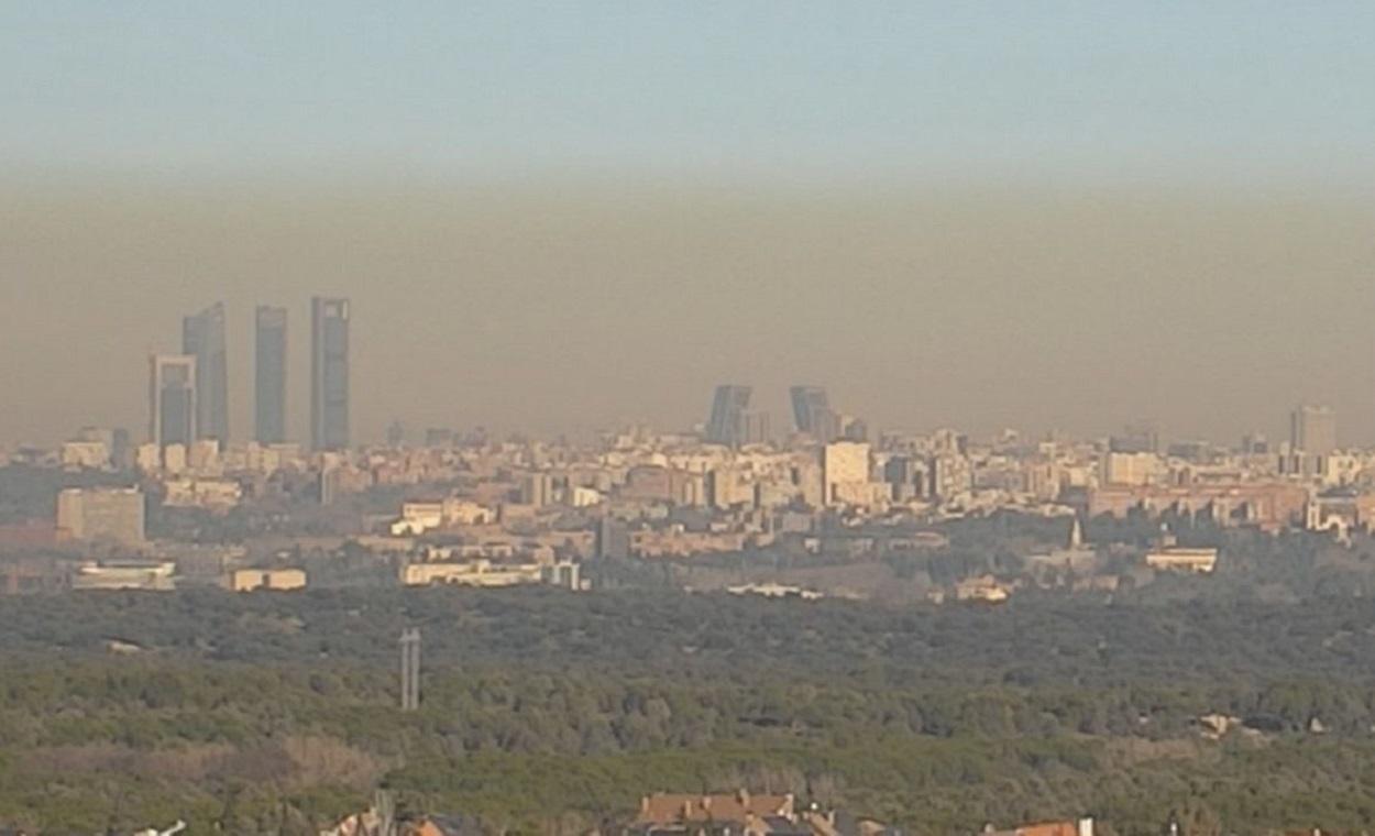 Boina de contaminación en la ciudad de Madrid. Fuente Telemadrid