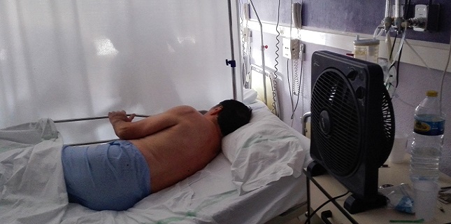La herencia del 'caloret' de Cospedal: hospitales a 35 grados y centros en los que piden paralizar la actividad laboral