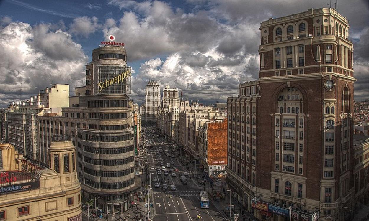 Gran Vía Madrid. Felipe Gabaldón (Wikipedia)
