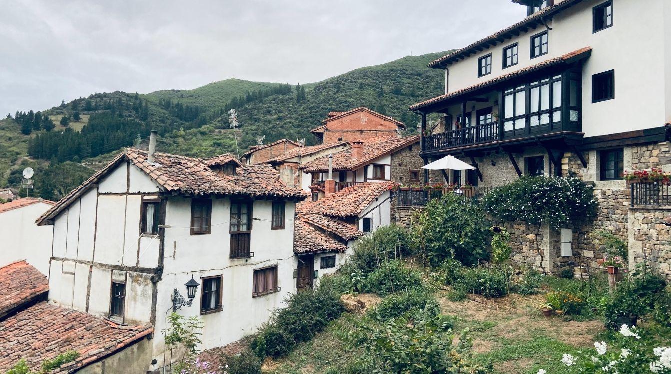 Potes, uno de los pueblos más bonitos de Cantabria y España 
