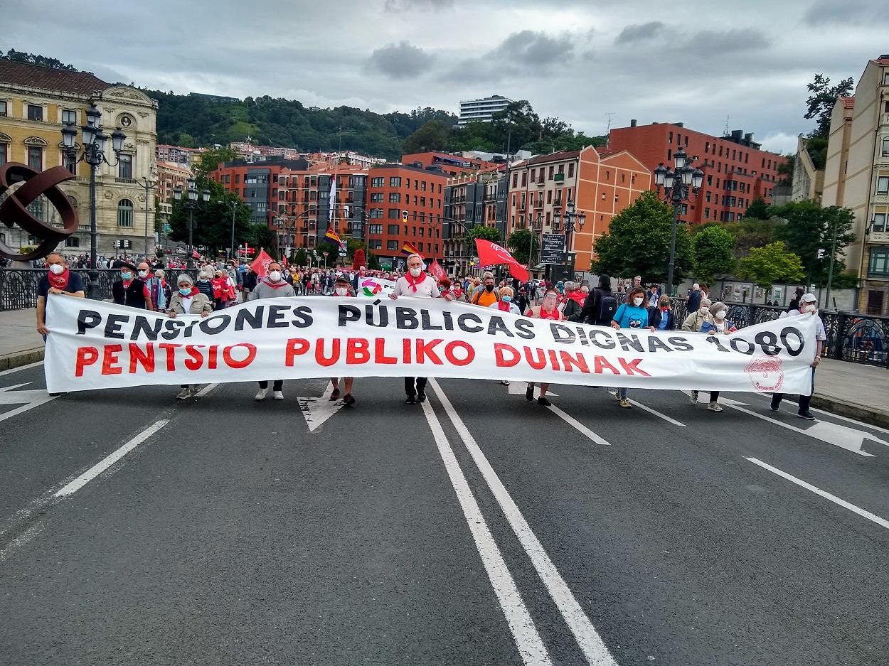 Manifestación en Bilbao por las pensiones públicas. Europa Press