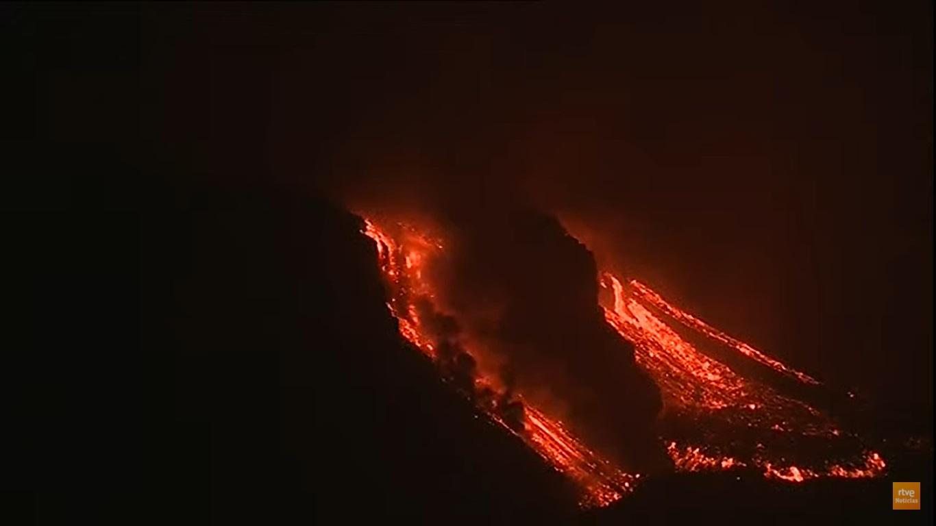 Segunda colada de lava en el mar. RTVE.