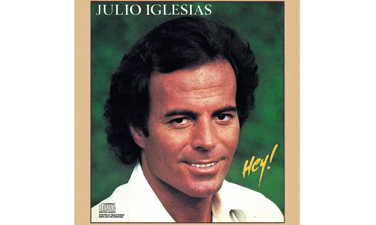 Portada del disco Hey!, uno de los más vendidos por el cantante Julio Iglesias