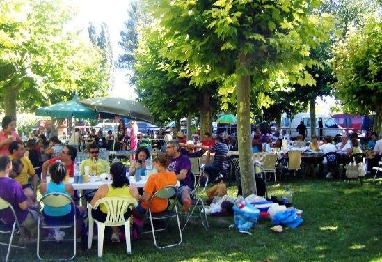 ¡En verano y vacaciones comer seguro en el campo y el jardín!