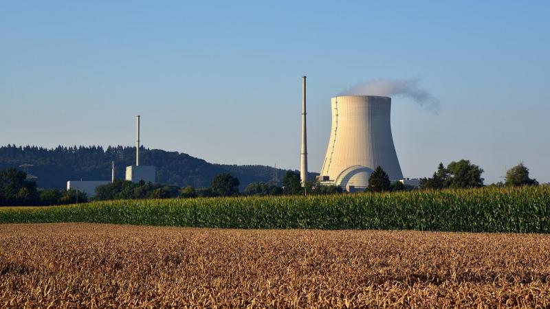 Imagen de recurso de una planta de energía nuclear. Fuente: Pixabay.