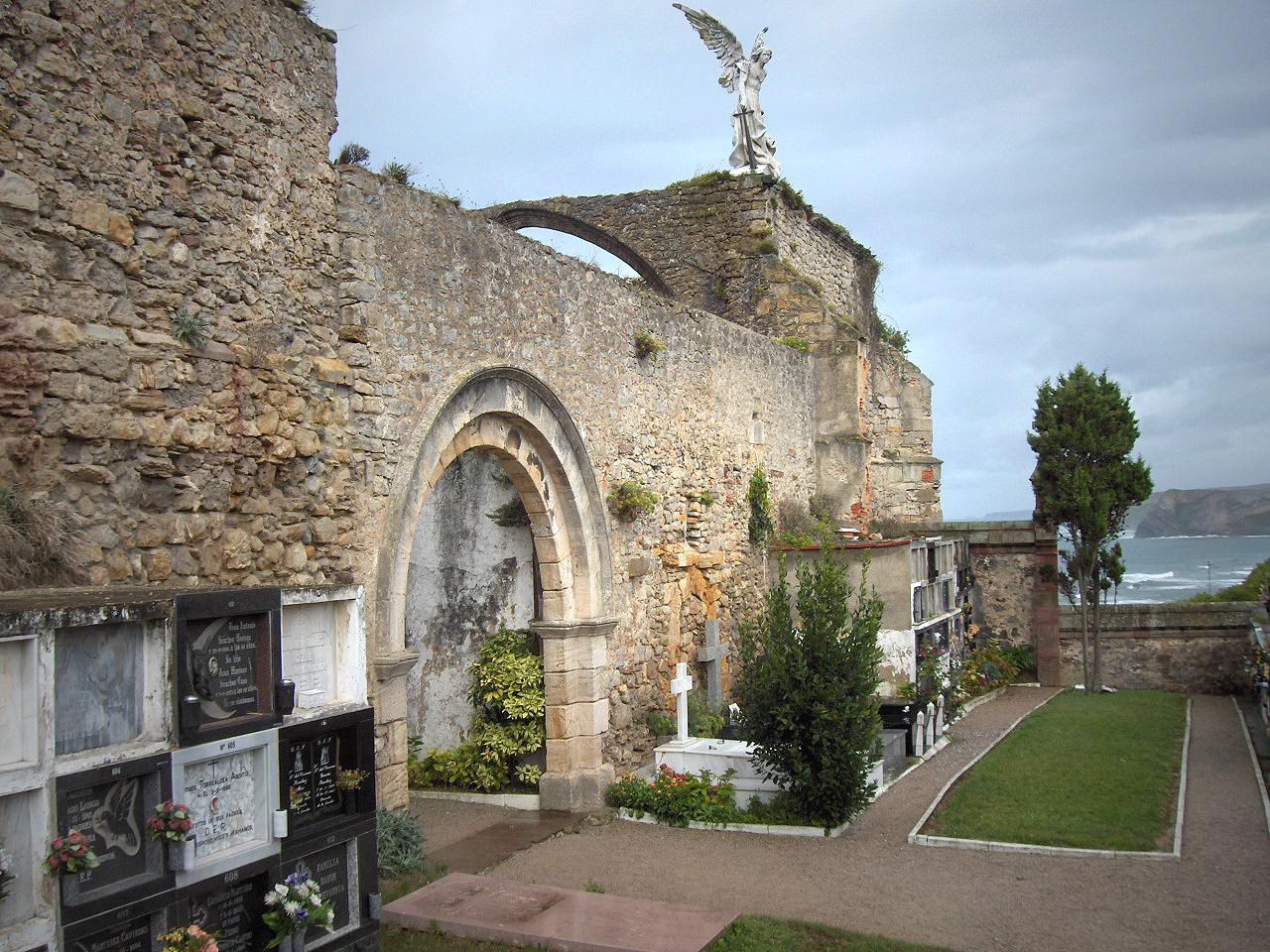 Cementerio de Comillas, en Cantabria. Wikicommons