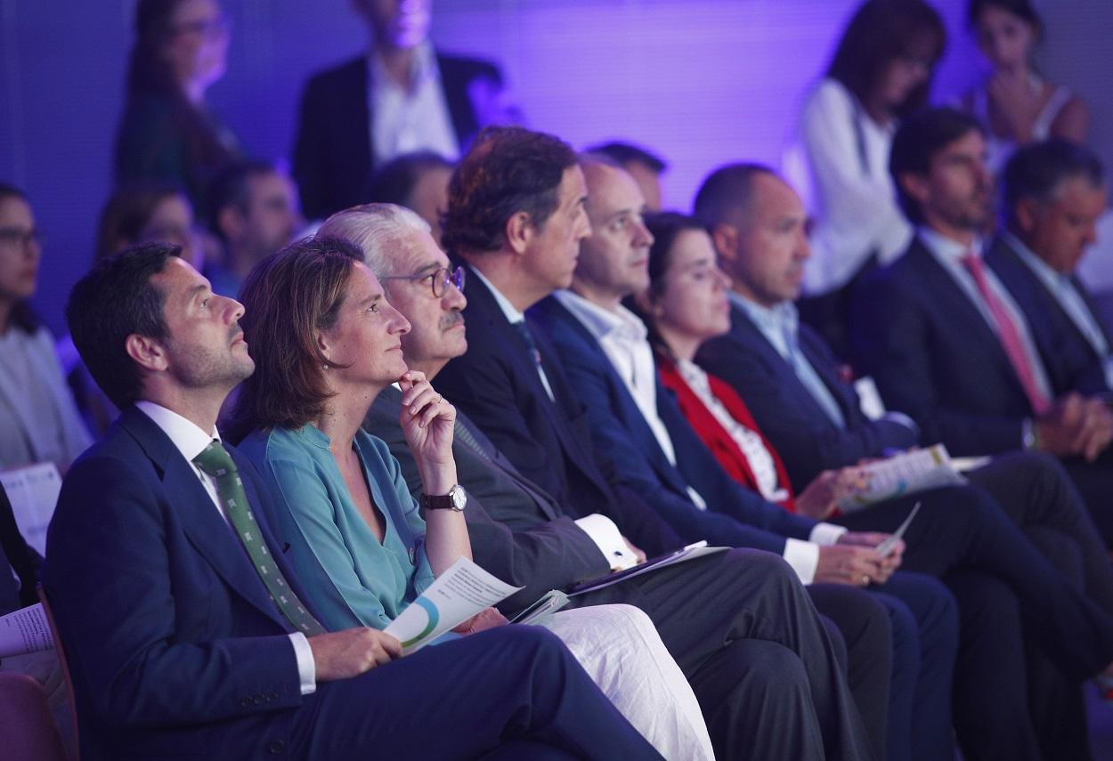 La ministra para la Transición Ecológica, Teresa Ribera y el consejero delegado de Endesa, José Bogas, en un acto anterior. Europa Press