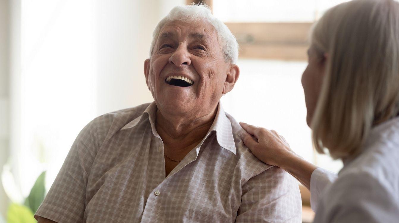 La Fundación la Caixa ha ampliado y extendido su Programa para la Atención Integral a Personas con Enfermedades Avanzadas a residencias de personas mayores
