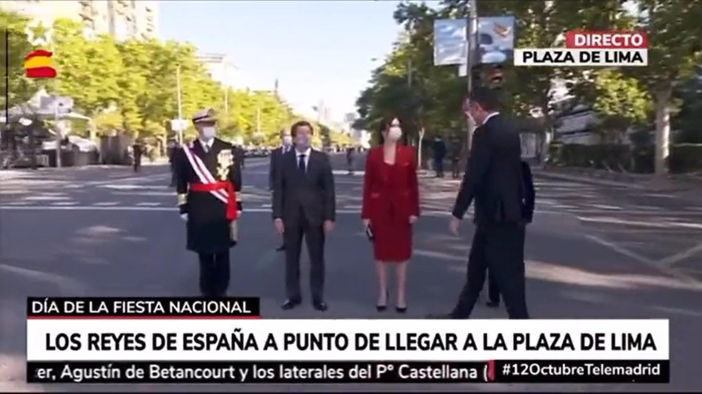 Pedro Sánchez saluda a Isabel Díaz Ayuso. Telemadrid.