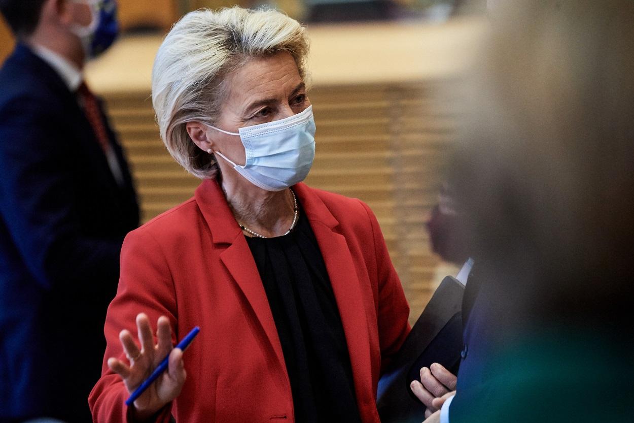 von-der-leyen-alerta-a-europa-sobre-la-variante-omicr-n-hay-que