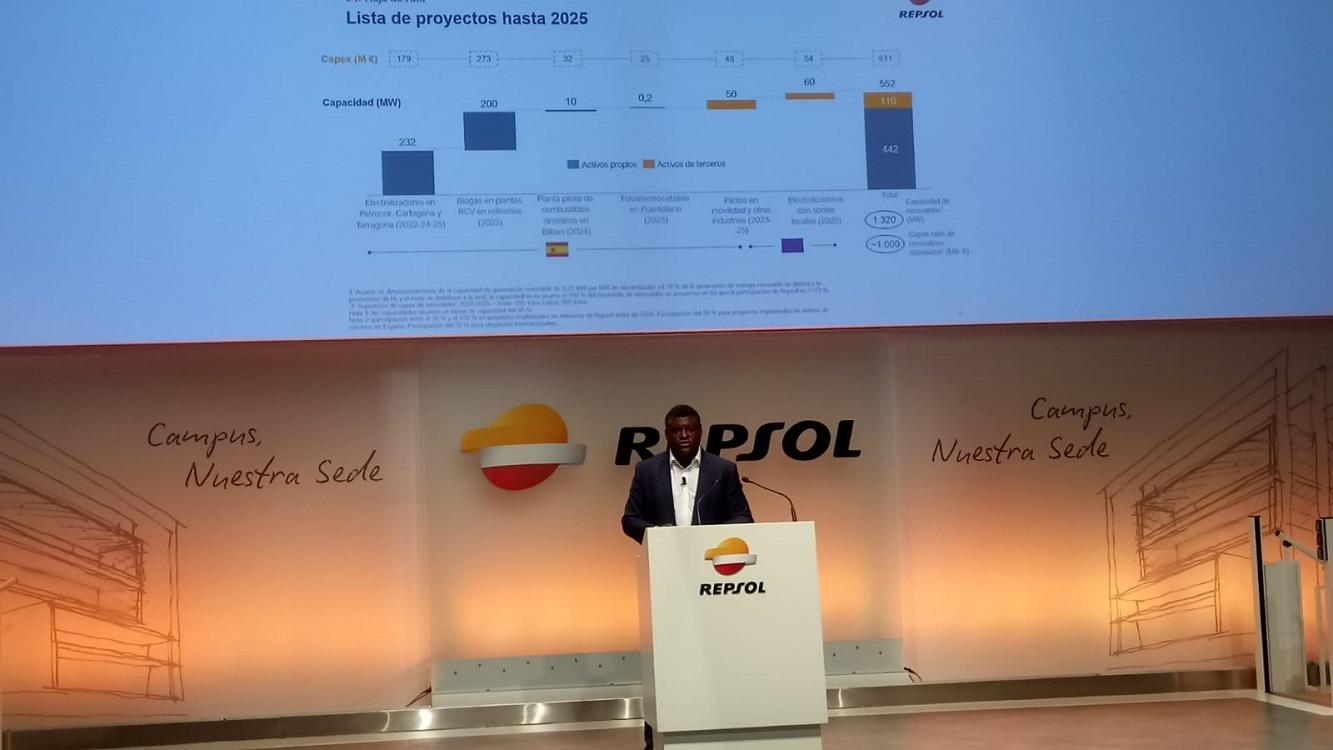 El director de Hidrógeno de Repsol, Tomás Malango, durante la presentación de la nueva estrategia