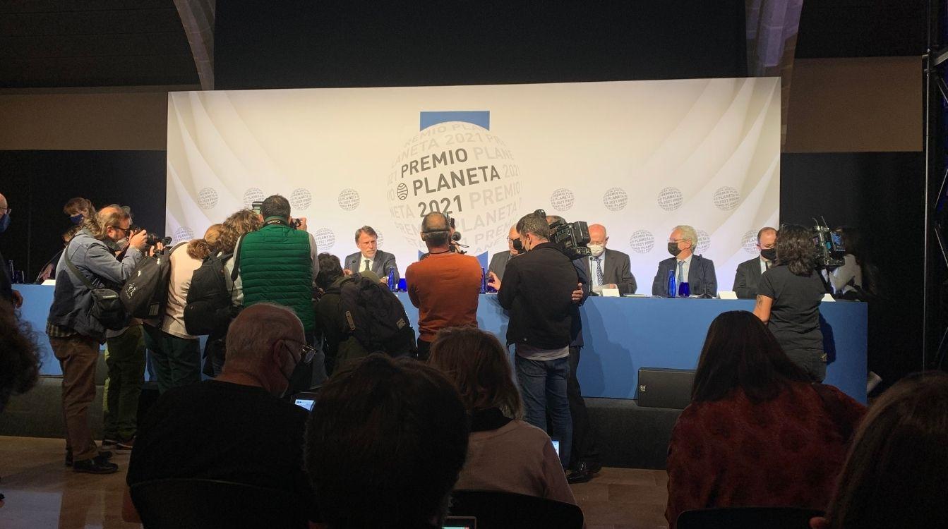 Un momento de la rueda de prensa previa a la celebración de los Premios Planeta 2021, que ha recuperado la presencialidad