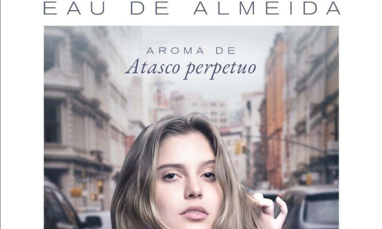 'Eau de Almeida' la campaña del PSOE para denunciar la falta de limpieza y los atascos en Madrid. Twitter. 