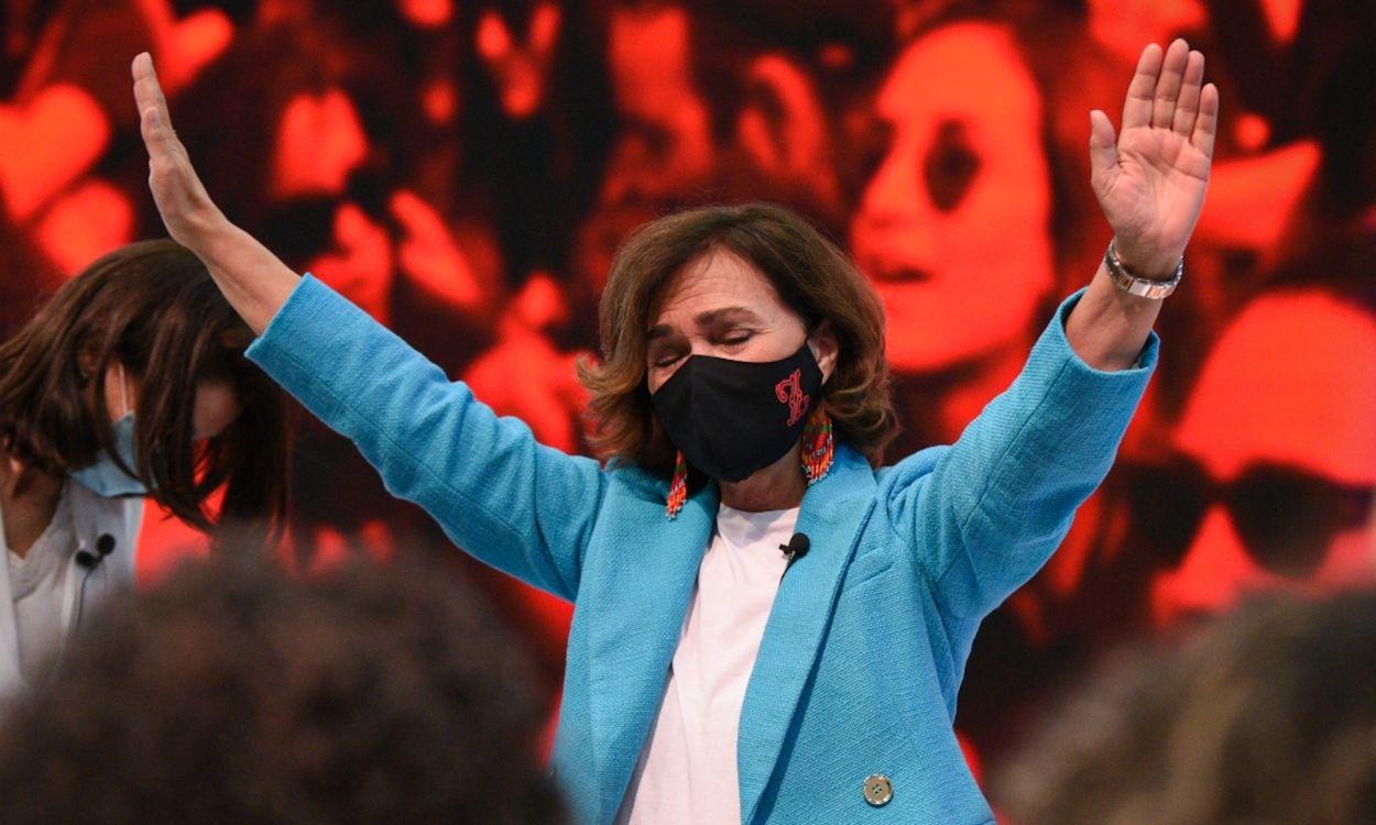 Cerrada ovación a Carmen Calvo en el 40º Congreso