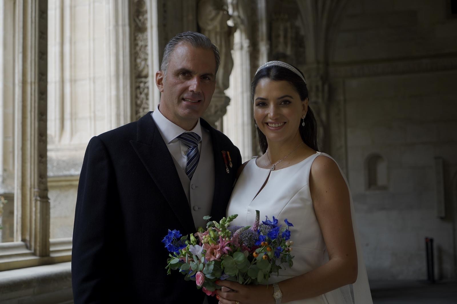 Javier Ortega Smith se casa con la mexicana Paulina Sánchez del Río en Toledo. Fuente: Vox.