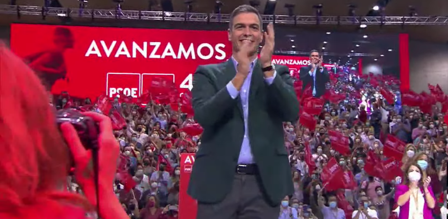 Pedro Sánchez en el 40 Congreso del PSOE. EP