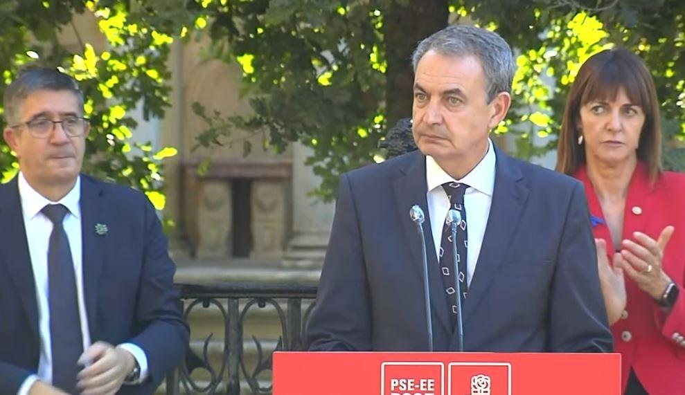 El expresidente del Gobierno José Luis Rodríguez Zapatero, en un acto conmemorativo del décimo aniversario del fin de ETA en Gernika.