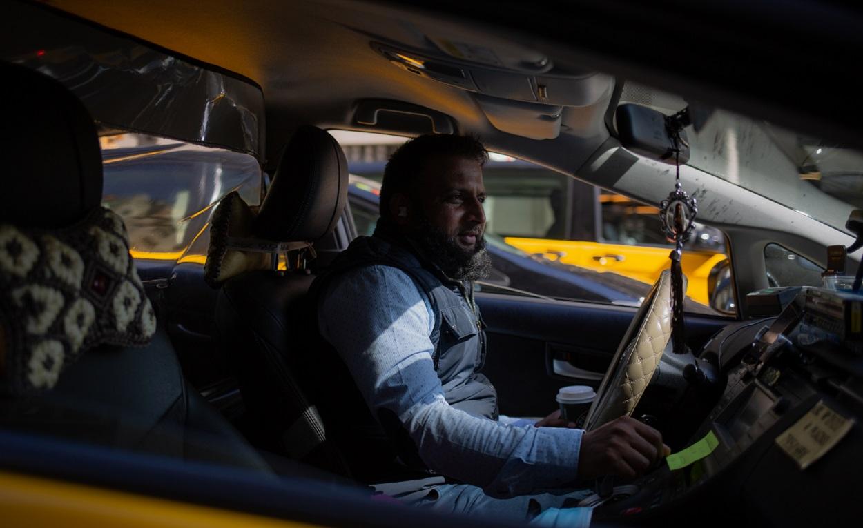 Un taxista en Barcelona. EP David Zorrakino