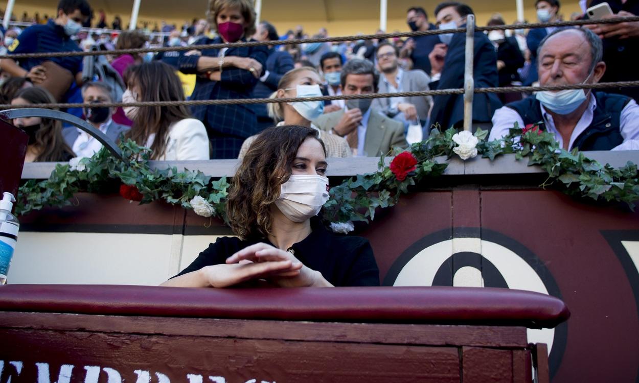 La presidenta de la Comunidad de Madrid, Isabel Díaz Ayuso, en una corrida del pasado 12 de octubre en la plaza de toros de Las Ventas. EP