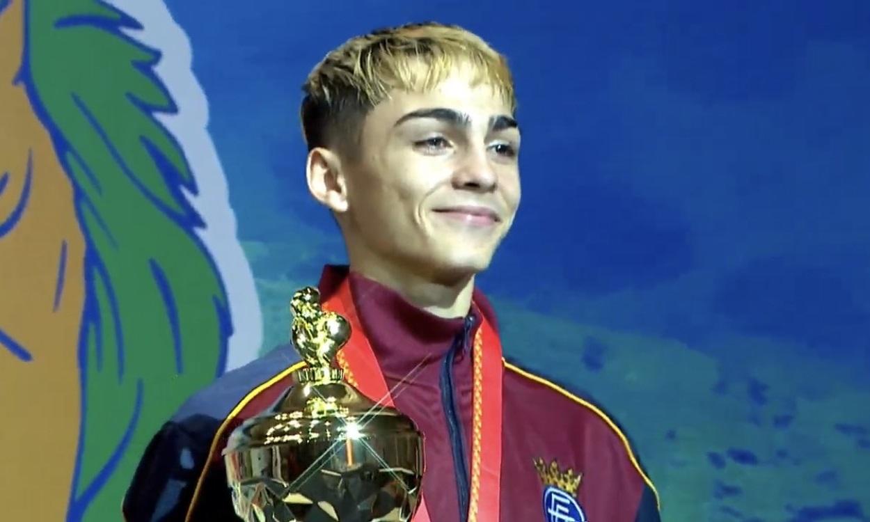 El deportista Rafa Lozano Jr gana el Europeo Joven de boxeo. Twitter