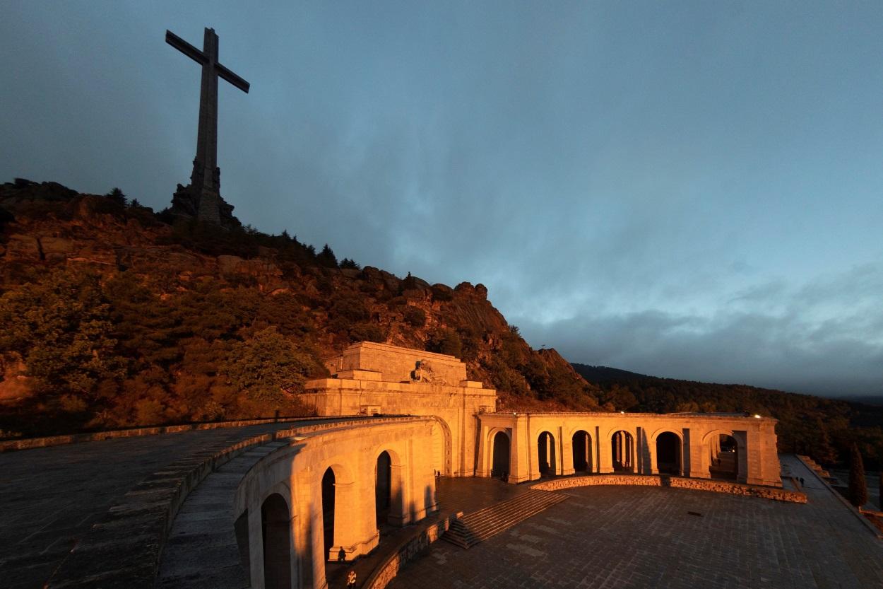 Vista de la explanada de la Basílica del Valle de los Caídos
