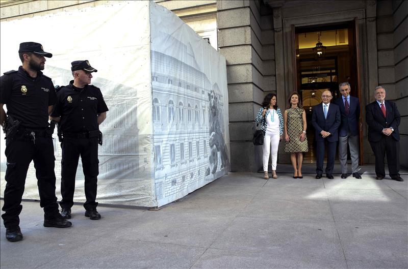 El PP presenta los Presupuestos... comienza 'su' campaña