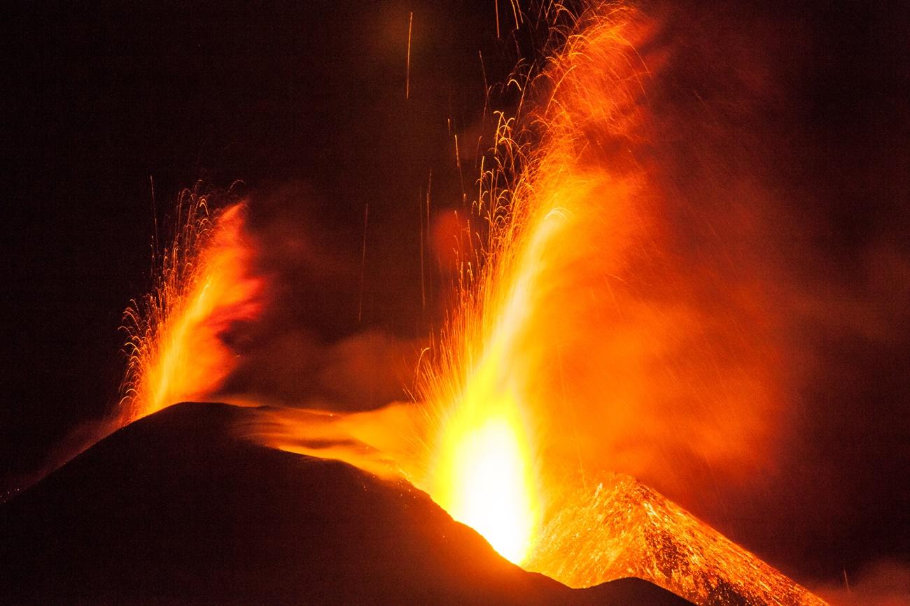 Aumenta en el volcán de La Palma la emisión de lavas muy fluidas