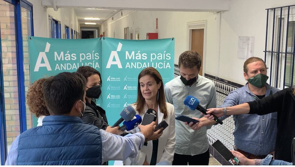 Esperanza Gómez e Íñigo Errejón, e la II Asamblea de Más País Andalucía.