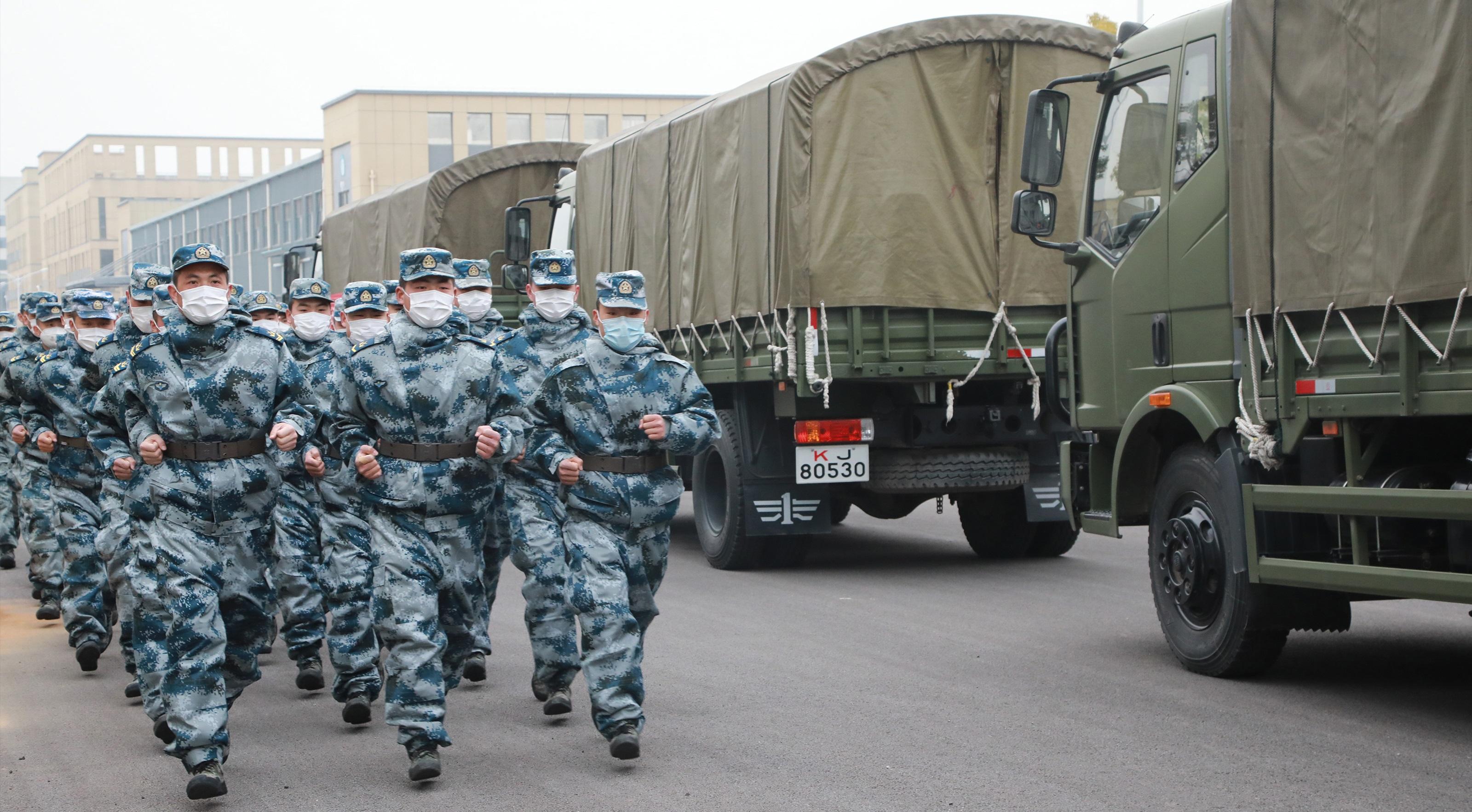Un equipo de soldados militares en China. Xinhua - Only For Use In Spain