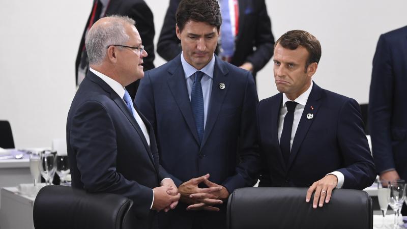El primer ministro de Australia, Scott Morrison, el primer ministro de Canadá, Justin Trudeau y el presidente de Francia, Emmanuelle Macron