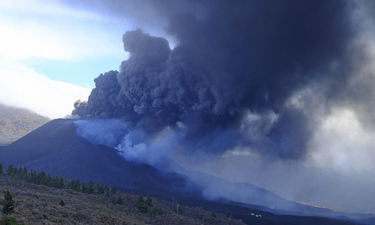 Empeora la calidad del aire en La Palma, donde se han registrado 20 terremotos. EP